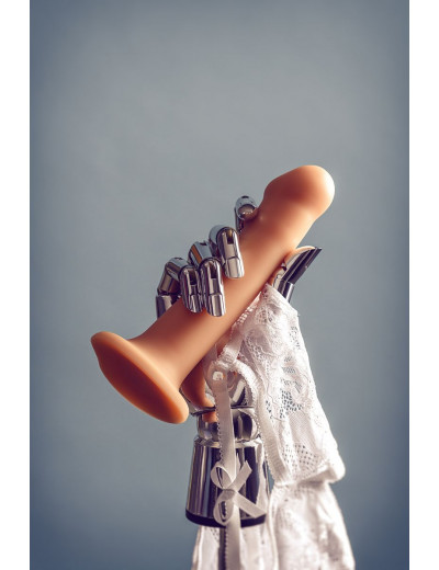 Телесный фаллос на присоске Silicone Bendable Dildo L - 19 см.