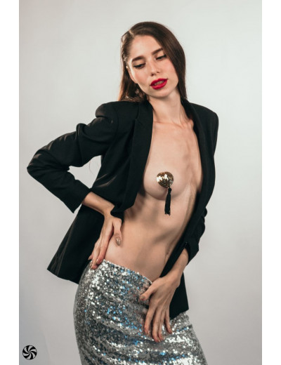 Золотистые пэстисы Gipsy с черными кисточками